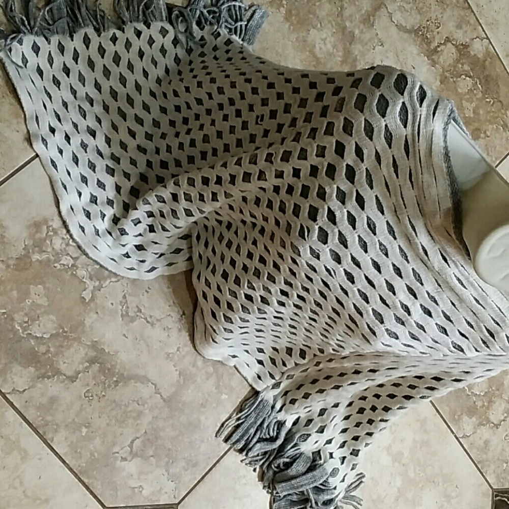 Gray and white Pancho like new